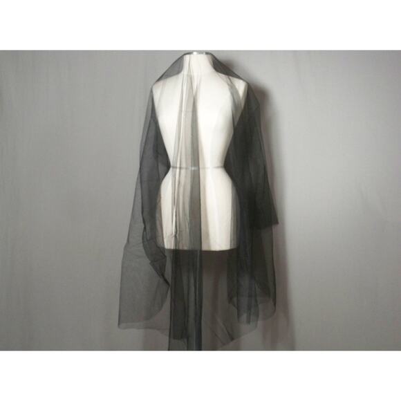 Black no comb veil, Cathedral Cut Edge Bridal Costume Goth Gothic No Comb veil - Picture 3 of 7